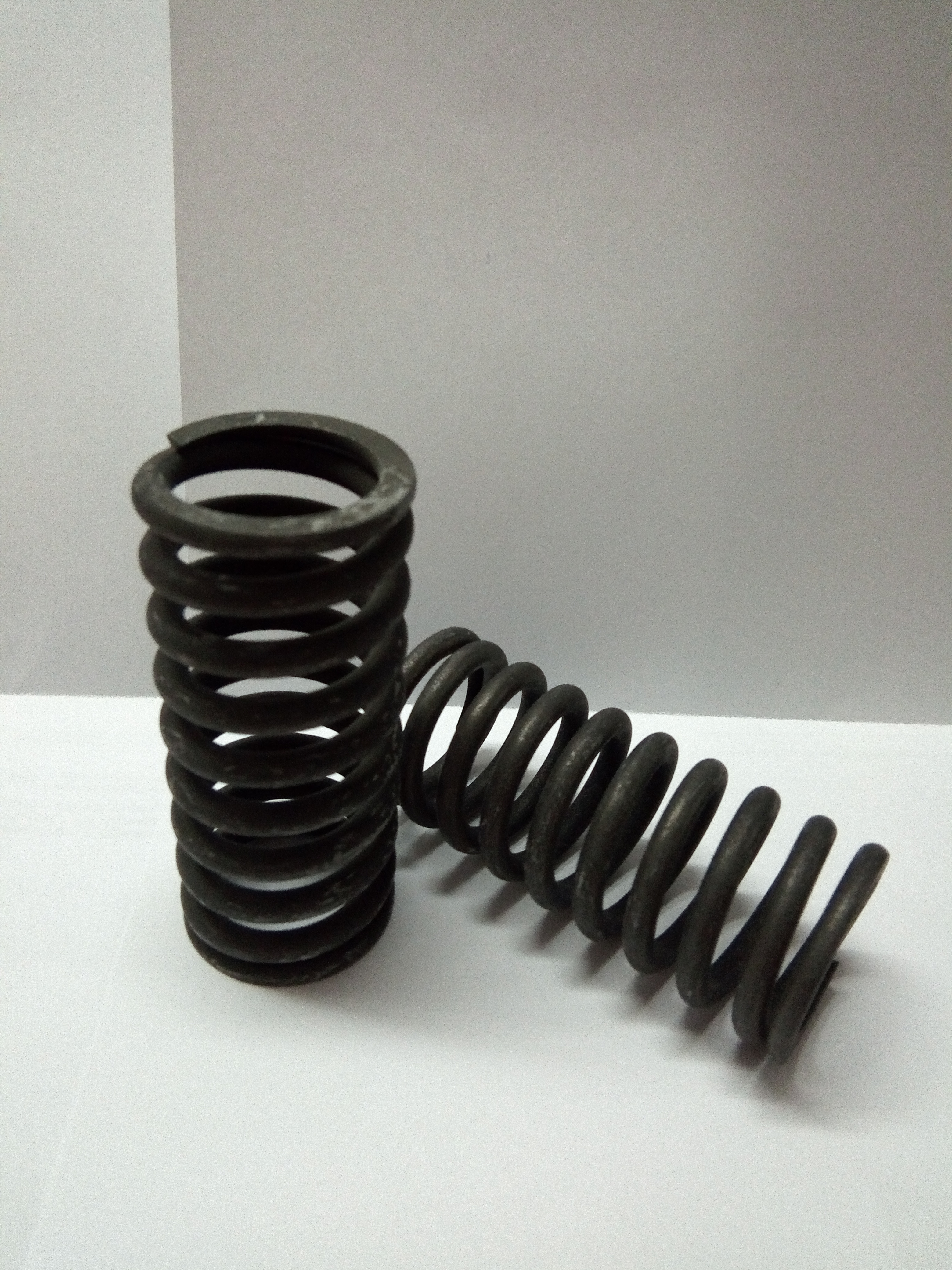 пружина сжатия 84х37х5,0 в интернет-магазине НМК